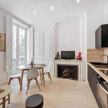 Cosy Appartement, Centre Capucins 1 *